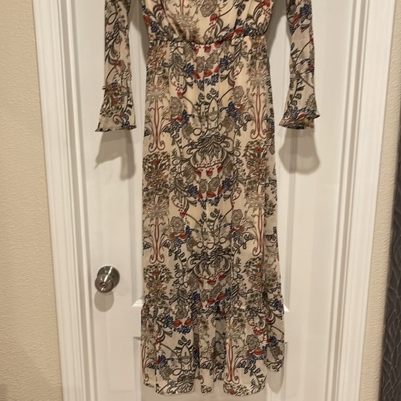 Fraiche by J for Nordstrom Bell Sleeve Floral Dress Small - Picture 10 of 11